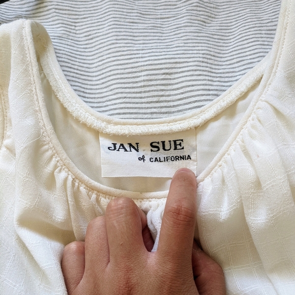 Jan Sue of California White Dress - Picture 3 of 5